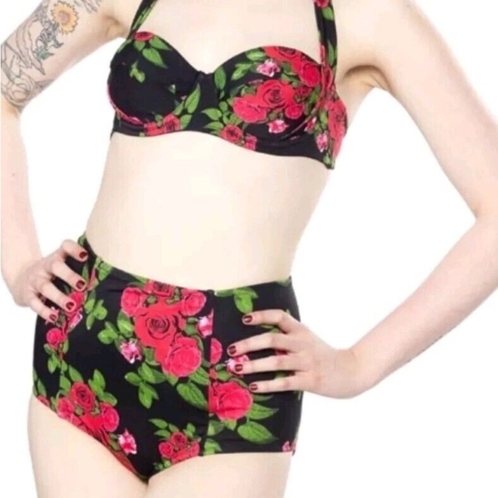 Hell bunny vixen high waisted pinup floral bathing suit